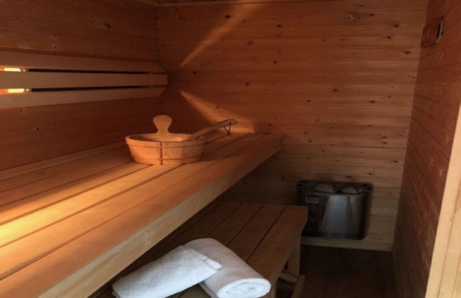 Beautiful Chalet With Sauna and Right on the Water - Foto 8