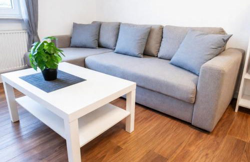 10 min KÖLN - PREMIUM UNTERKUNFT - WLAN & PARKING - Foto 3