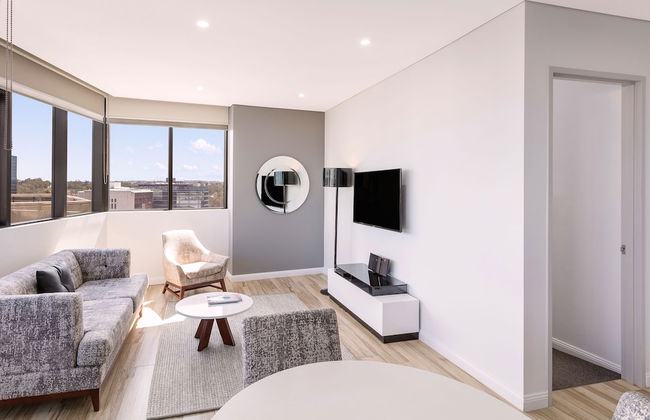 Meriton Suites Church Street, Parramatta - Photo 37