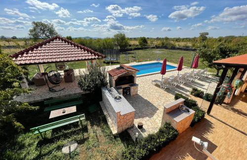 House vacation with pool,three rooms,near Šibenik - Foto 8