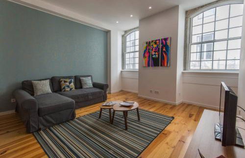 Central Lisbon Flat by Pink St - Photo 66