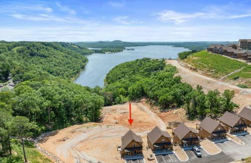 High Cliff Cabin + Private Hot tub at Table Rock Lake - Foto 27