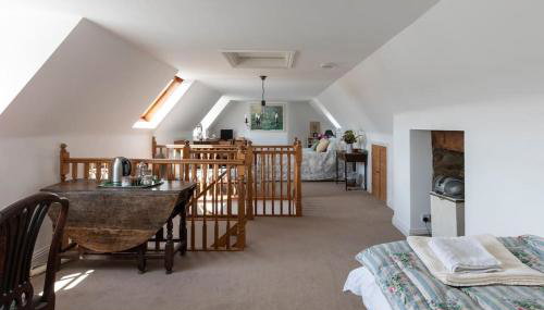 Chain House - Historic and Gorgeous, Spacious and Private - Foto 4