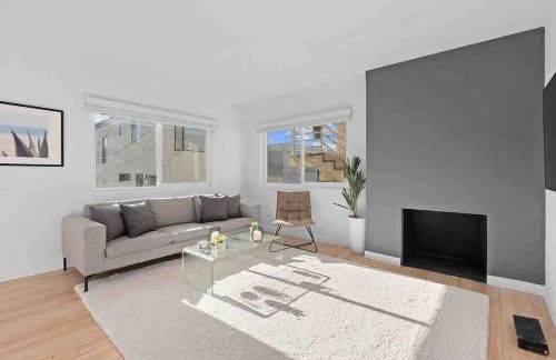 Brand New Ocean-View Beach Home Steps to the Sand! - Foto 19