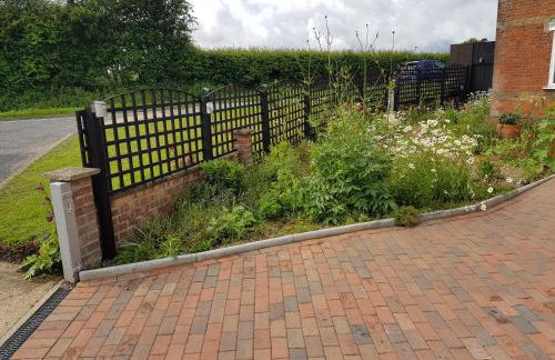 1 Bed Sleeps 2 Free Parking Pets Welcome - Foto 5