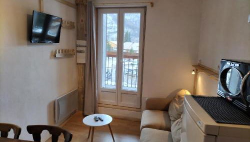 A découvrir joli petit Appart au coeur du village - Foto 3