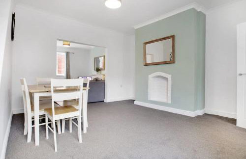 Sleek Gem Home in Houghton le Spring, Sleeps 5 - Photo 27