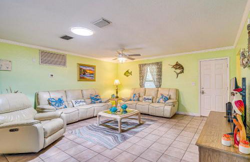 Waterfront Hernando Beach Home with Dock and Hot Tub! - Foto 6