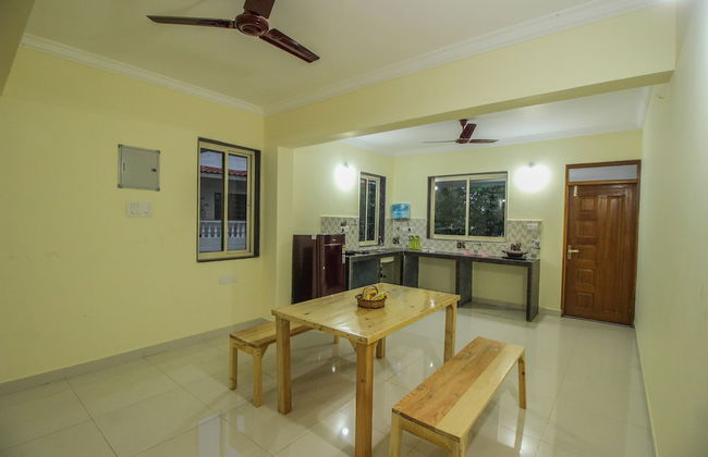 OYO 10297 Home Sunset View 2BHK Dona Paula - Foto 11