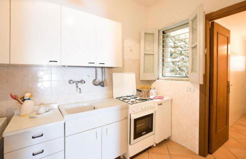 Beautiful Home In Cetraro With Kitchen - Foto 15