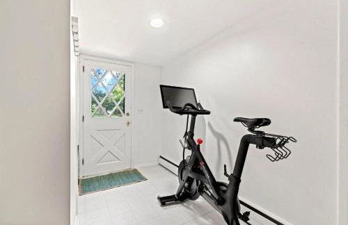 Charming Countryside Home with Yard and Office - Foto 18