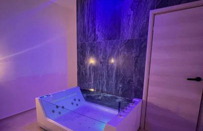 Column Luxury Suite with jacuzzi - Foto 12