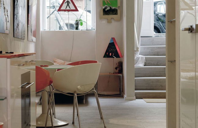 Contemporary Apartment in Kreuzberg, Berlin - Photo 17