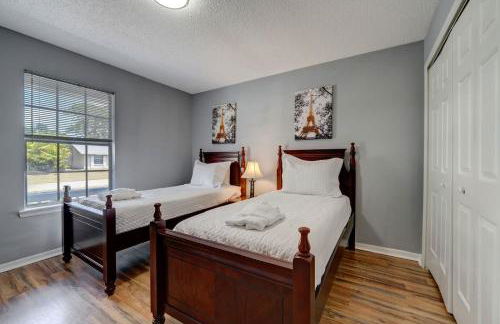 Charming Palm Bay Retreat with Garden - Foto 39