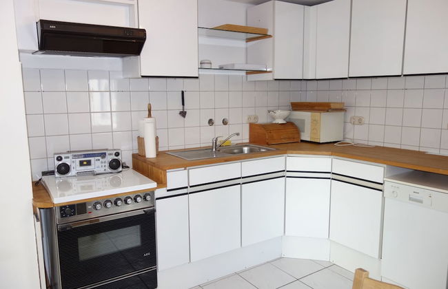 Tolstov-Hotels Large 3 Room Apartment with Garden - Foto 21