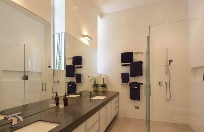 Supreme Lakefront Luxury Villa - Foto 13