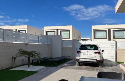 Casa Bos Dolpfin Wellness Luxury Entire Villa Pool & Jacuzzi Gran Alacant near Beach - Photo 15