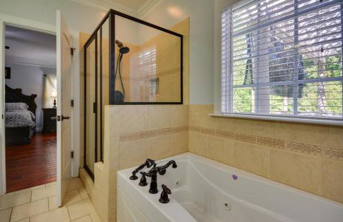 High Point Vacation Rental with Private Deck! - Photo 18