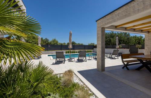 Luxury Villa Diana with heated pool and jacuzzi - Foto 47