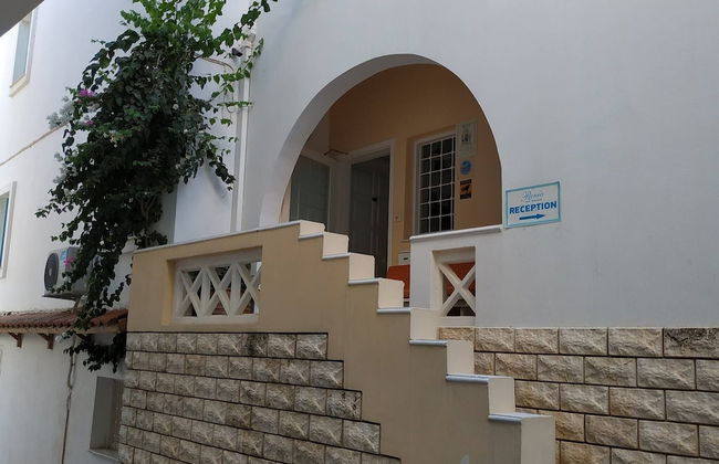 Small Apartment For 3 Pers 70meters From The Beach - Photo 35