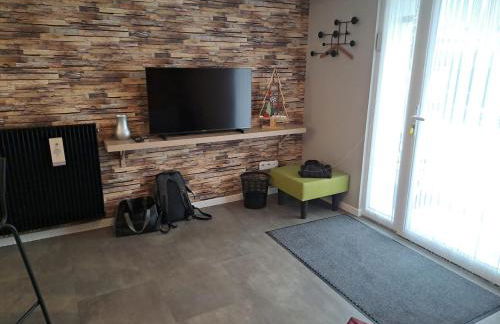 Studio moderne, cosy, parking, parfait en duo - Photo 4