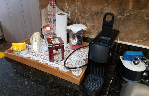 Flat Novo1 - Cama Queen, Ar, Estac e Internet - Foto 13