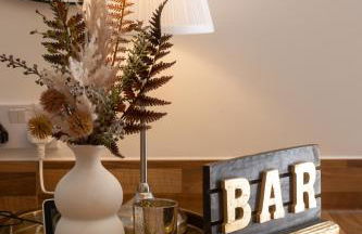 Cozy Glam Patchway Garden House Sleep 9 Mid-Long Term Welcome - Foto 29