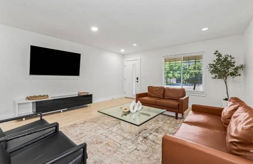 Bedroom house in prime location by the village - Foto 4