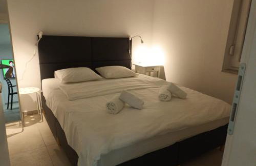 Beachfront House Ivana with Pool - renovated 2025 - Foto 13