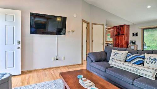 Charming Mills River Home with Porch and Yard! - Foto 5