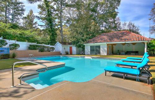 Hideaway Pool Retreat 18 miles from downtown Atlanta - Foto 2