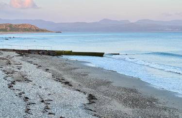 Romantic Chapel Retreat in Snowdonia - Sea Views & Serenity - Foto 29