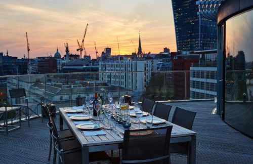 Cheval Three Quays at The Tower of London - Photo 141