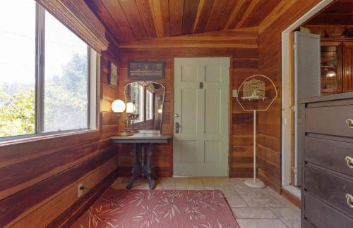 Cozy Riverfront Cabin Just Steps to the Russian River with Beach Access & Wood Stove - Foto 40