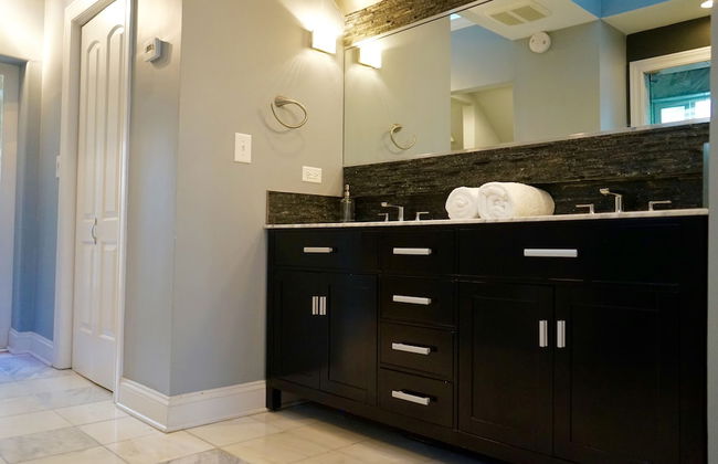 3-Level Bucktown Home - Amazing Outdoors & Parking - Foto 27