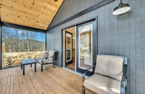 The Chalet At Greenbriar Creek - Pickleball Court, Creek, WIFI, Mountain Views, Starting at 79" - Photo 11