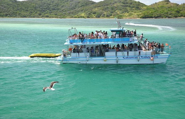 Paseo en catamarán por Cabo Frío - Foto 6