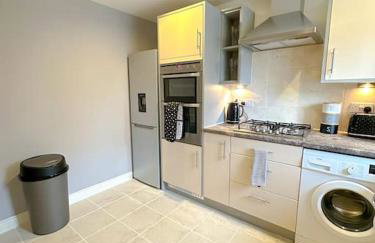 Luxury 3 Bedroom House With FREE Parking - Foto 24