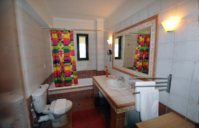 Xenos Villa 2 With 5 Bedrooms Private Swimming Pool, Near the sea - Foto 18