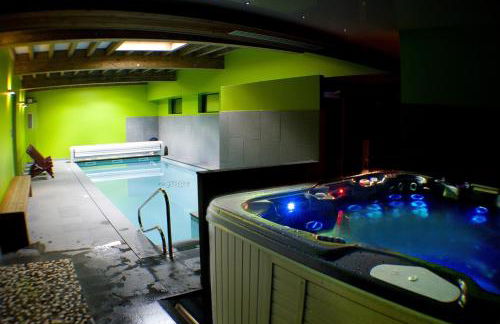 Gite Roche Des Ducs avec Piscine toute l'année, Spa, Sauna, Hammam - Foto 14