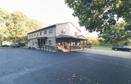 Spacious Bass Creek Apartment B near Peace Trail - Foto 6