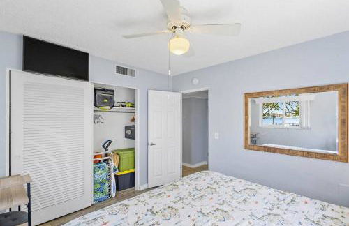 Malyn 108, Updated Waterfront condo, private patio - Foto 9