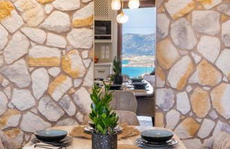 Lithos Luxury Pool Villa - Photo 1