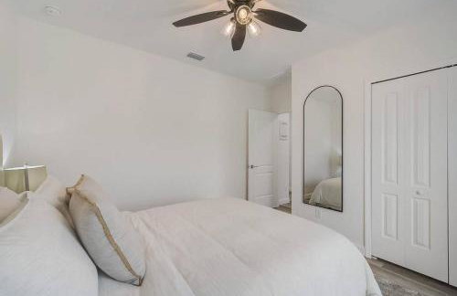 Family Villa King Bed, 3 bedrooms 2baths, 7 guests, Close to Beaches, Golfing, Fishing - Foto 24