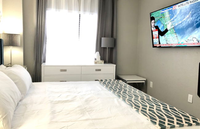 2701 · Luxury Lakefront Unit With Pool Views - Foto 5