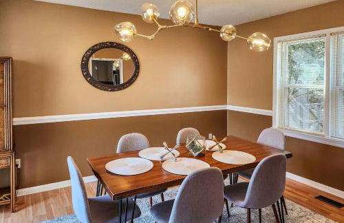 Hike, Golf and Swim! Rumbling Bald Resort Mtn Home - Photo 7