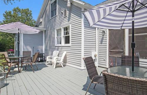 Newly Renovated Cottage 5 mins from Beach! - Foto 37