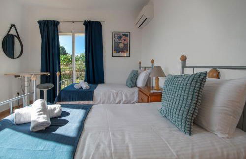 Villa Sol y Mar with heated pool and jacuzzi - Foto 24