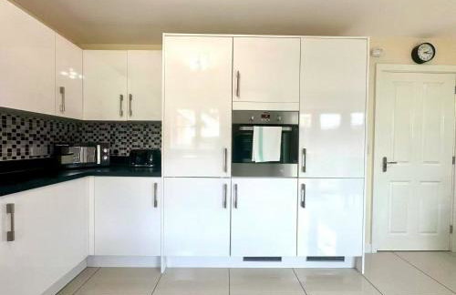 Charming 3 bedroomed House in Bicester sleeps 6 - Foto 19