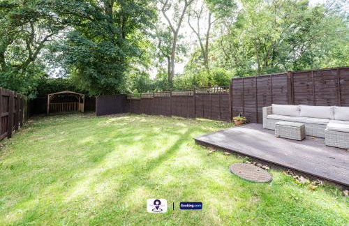 Last-Minute Escapes ! Summer Days l RTM Stay l 4 -Bed House By Finesse Stays Short Lets & Serviced Accommodation Wakefield With Parking, Contractors - Foto 55